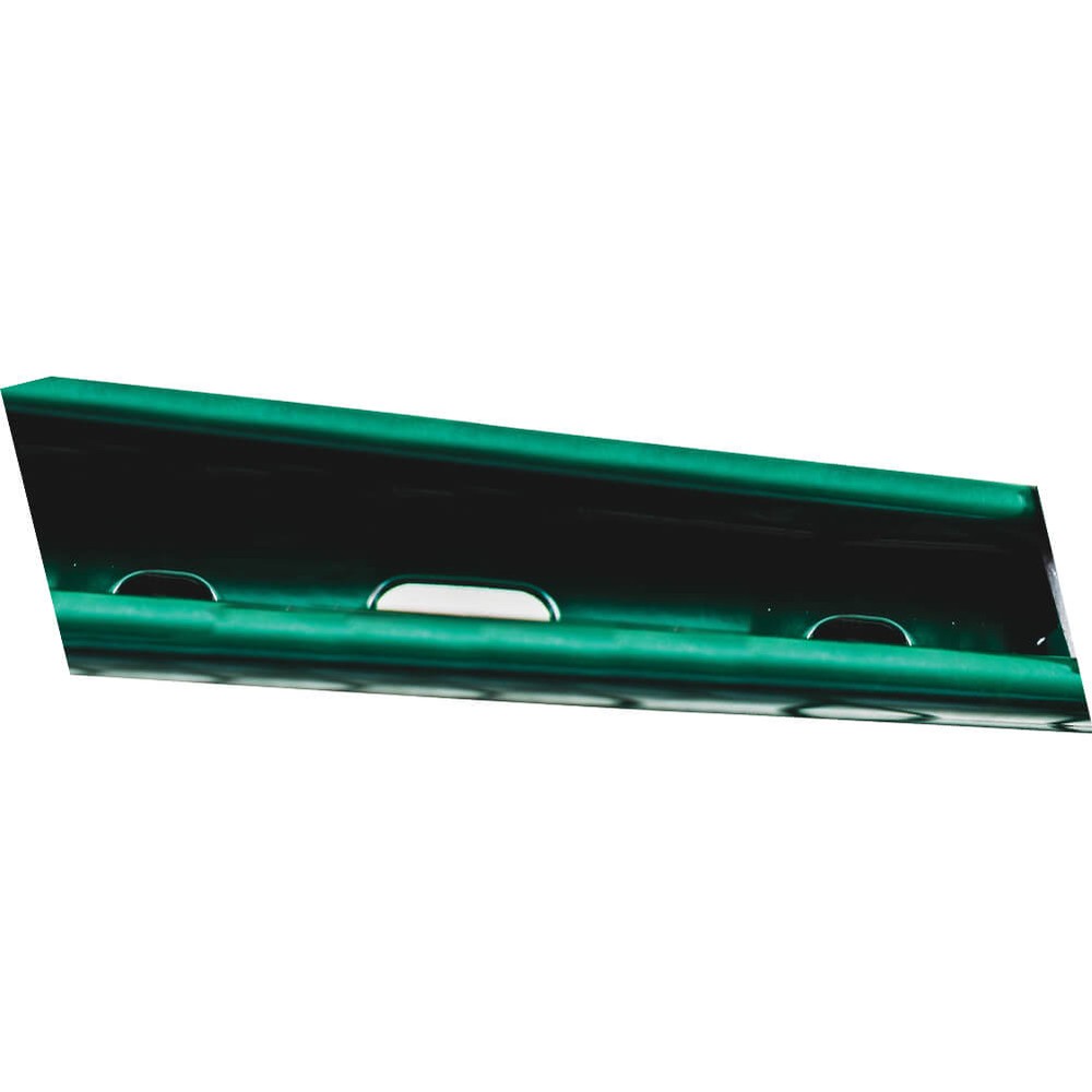Green Ex Mesh Stringer Rail 42 x 2930mm Long 3 per Bay required
